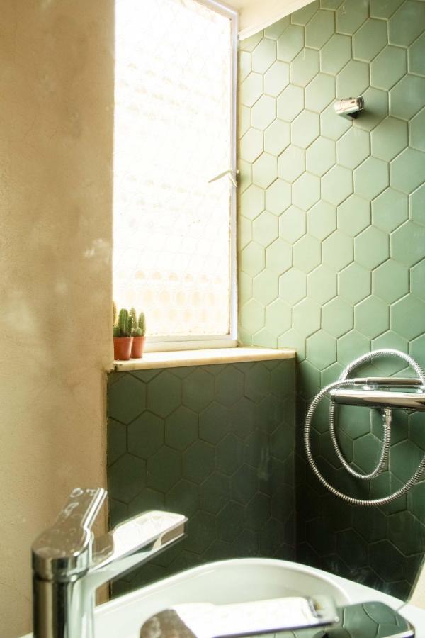 Mosaics Central Studio Apartm With Acropolis View Athens Luaran gambar